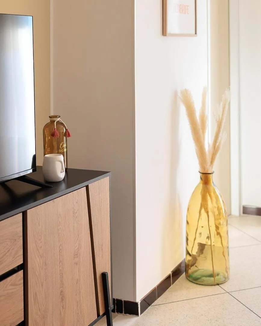 Lavandou Apartment Air Conditioned 650 M Beach Front Le Lavandou