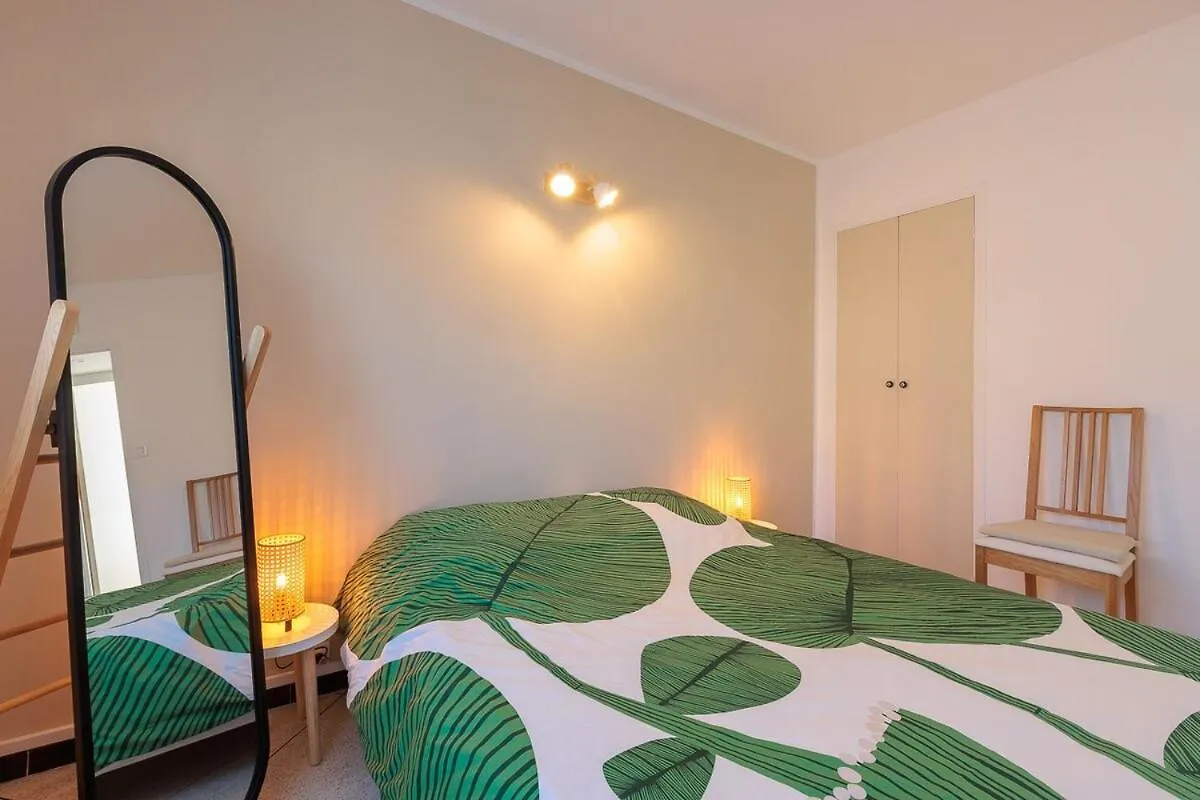 Lavandou Apartment Air Conditioned 650 M Beach Front Le Lavandou
